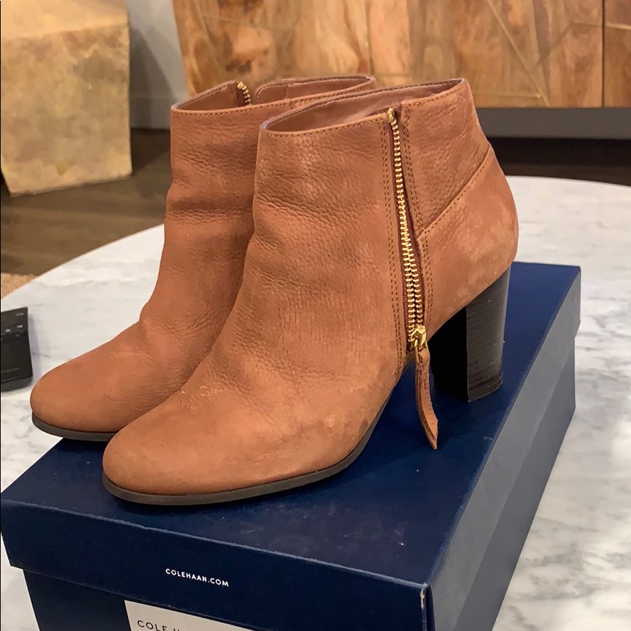 Cole Haan Davenport Bootie Sequoia Nubuck 7.5b